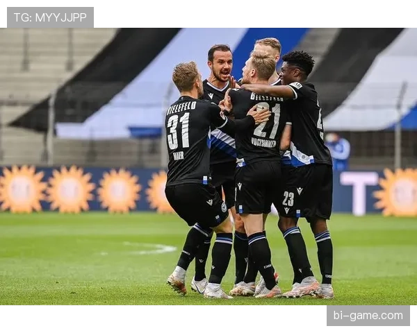 德甲收官战补时绝杀改写争冠格局，状态回升球队成焦点