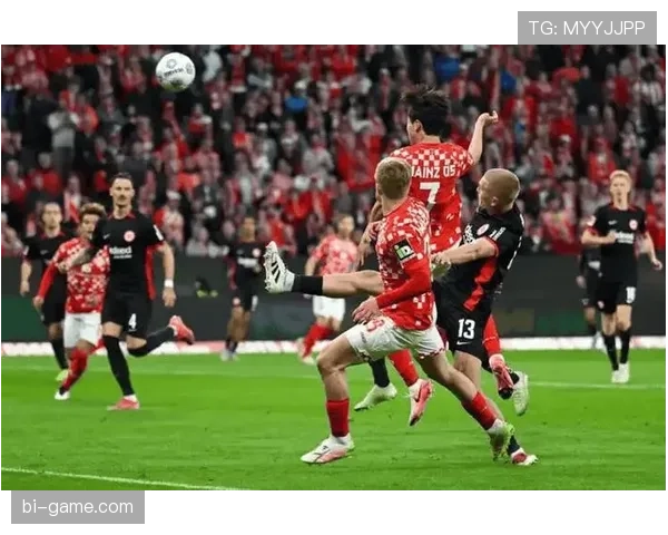 美因茨状态回暖，点球英雄助球队逆转取胜